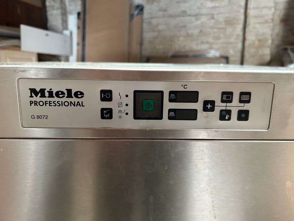 Miele Professionell Geschirrspüler in Heimburg