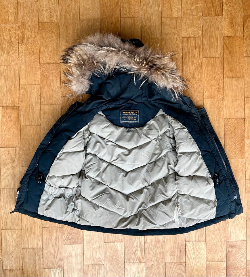 Woolrich Arctic Parka with Detachable Fur Trim Hood - Blue (Size: in München