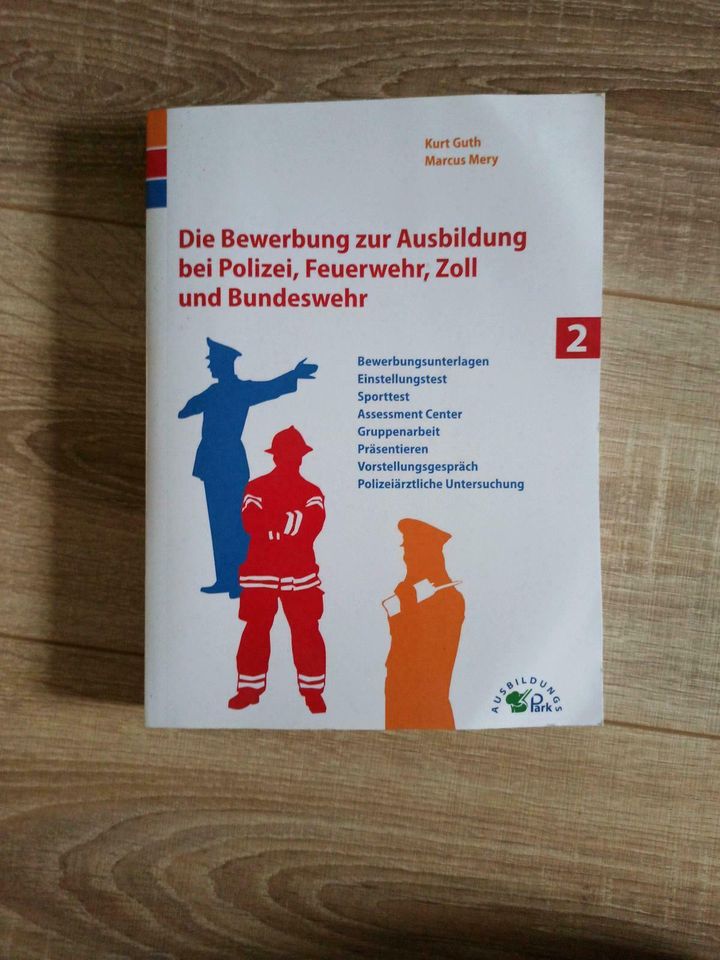 Bewerbung zur Ausbildung Polizei, Feuerwehr, Zoll, Bundeswehr in Osterzell