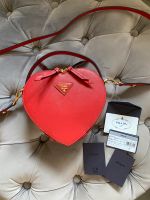 Prada Tasche Odette Heart Bag München - Allach-Untermenzing Vorschau