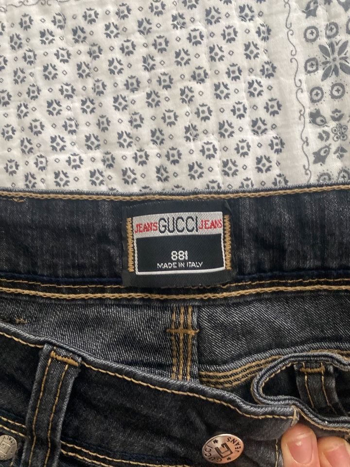 Jeans Gucci Gr.28 in Norderstedt