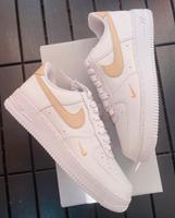 Nike Air Force 1'07 Rattan 35,5; 40; 40,5; 41; 42; 42,5; 43; 44,5 Berlin - Pankow Vorschau