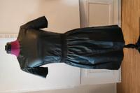 ✨Neu m. Etikett✨ BENETTON Tolles kurzes Kunstlederkleid XS Baden-Württemberg - Oftersheim Vorschau