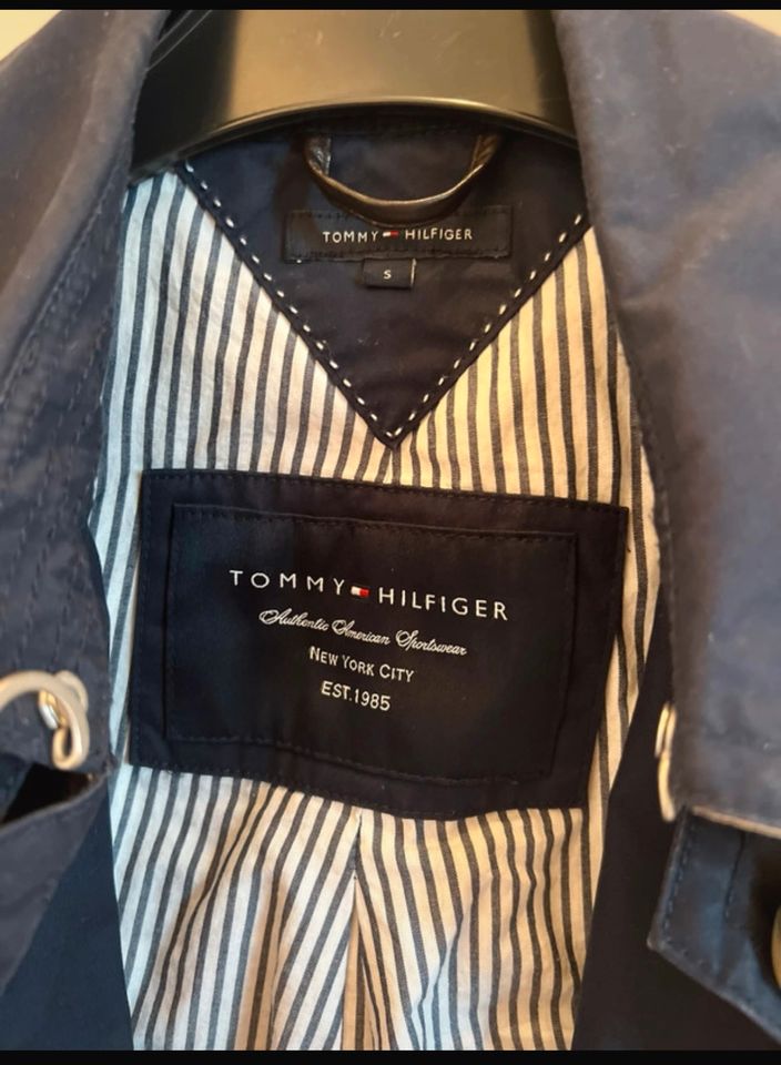 Tommy Hilfiger Jacke in Essen-Fulerum