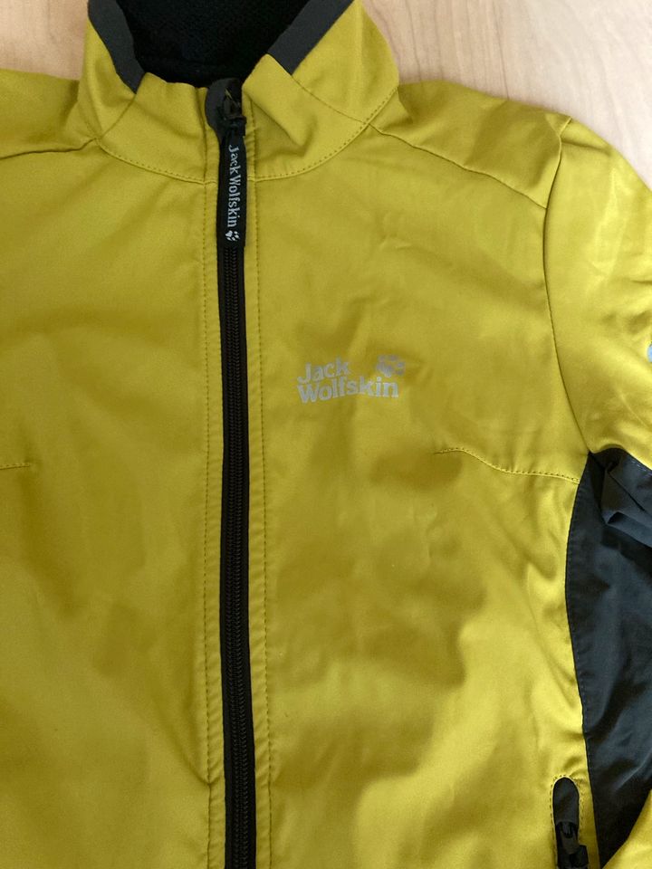 Jack Wolfskin Damenjacke Frühlingsjacke Gr. XS 34 in Hirschaid