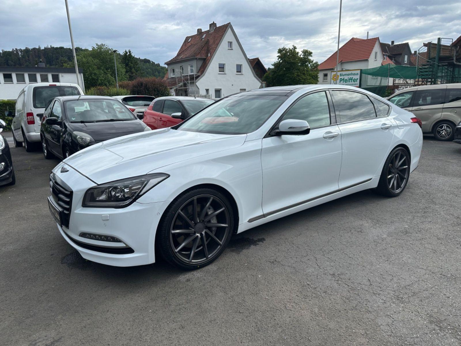 Abbildung des Autos Hyundai Genesis 3.8 TÜV …