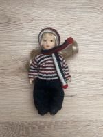 Mini Vintage Vollporzelan Puppe Winter gekleidet Rheinland-Pfalz - Mackenbach Vorschau