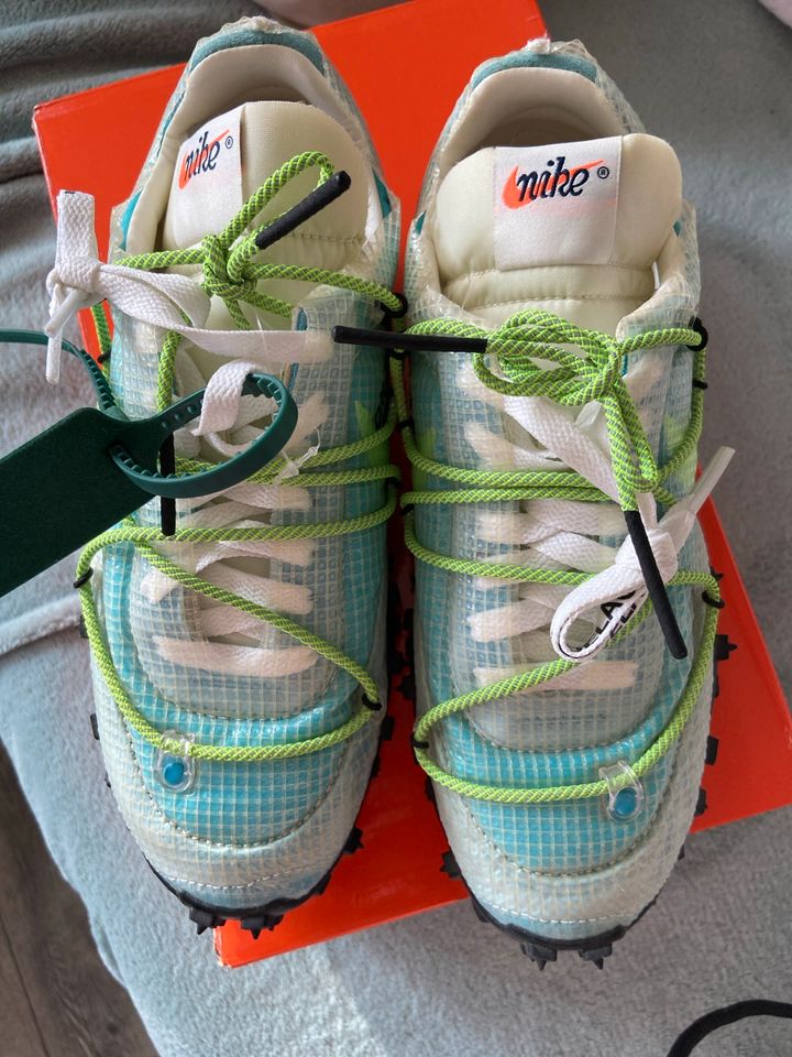 Nike Wmns Off-White Waffle Racer sneakers in Hamburg