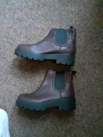 UGG CHELSEA BOOTS GR 38 Saarbrücken-Mitte - Alt-Saarbrücken Vorschau