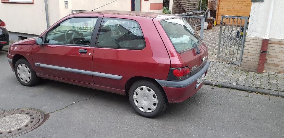 Renault Clio 1.4 in Geisenheim