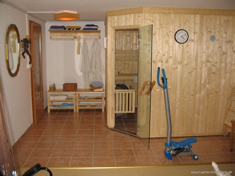 Für die Zukunft ! Klotzsche , gepflegtes  5- Zimmer Einfamilienhaus mit schönem Grundstück, Doppel-Carport in Dresden