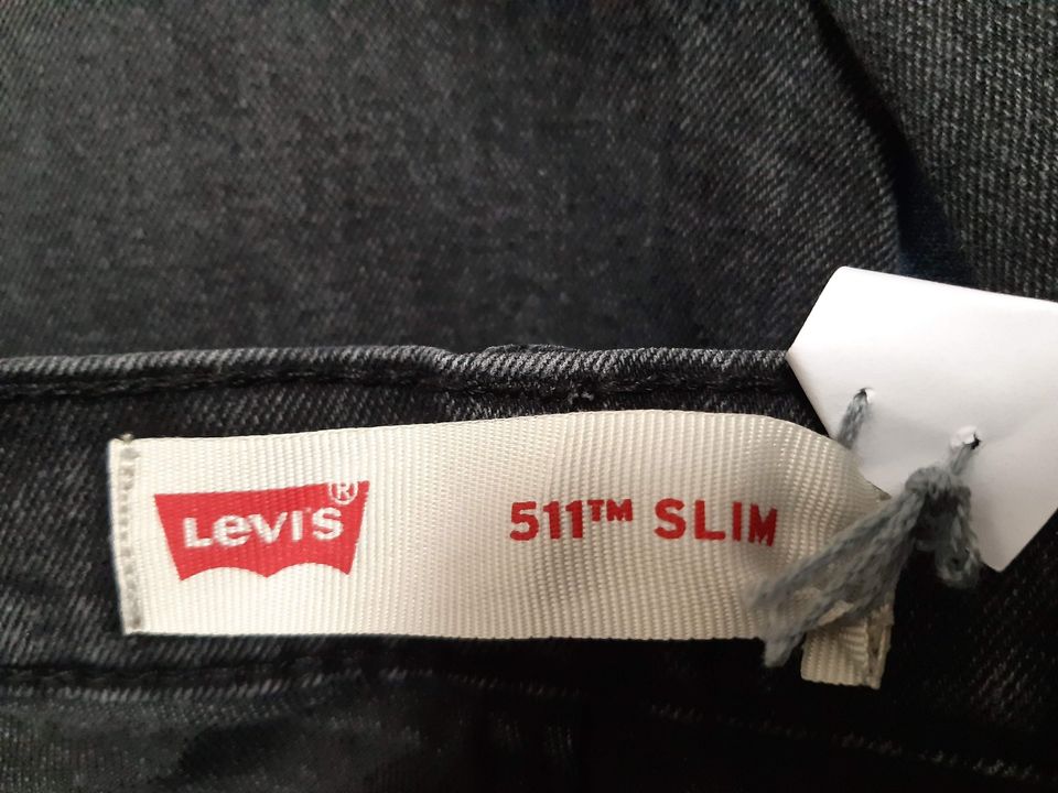 3x Jeans Levi's W28 L28 in Parsberg