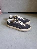 Puma Sneaker/ Schuhe 42,5 Berlin - Lichtenberg Vorschau