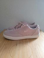 Nike Schuhe Sneaker Turnschuhe Sportschuhe Vintage rosa Neu Hessen - Braunfels Vorschau
