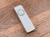 Apple iPod shuffle 1. Generation Weiß 512 MB Niedersachsen - Barsinghausen Vorschau