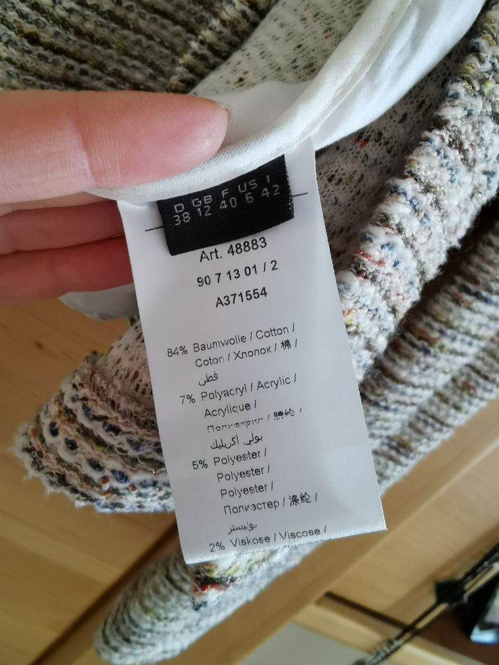 Leichte Jacke von Oui, kein Futter, Größe 38/40, bunt in Göttingen