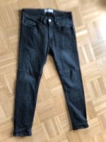 Schwarze Jeanshose von Zara in Größe 42 Dresden - Striesen-Ost Vorschau