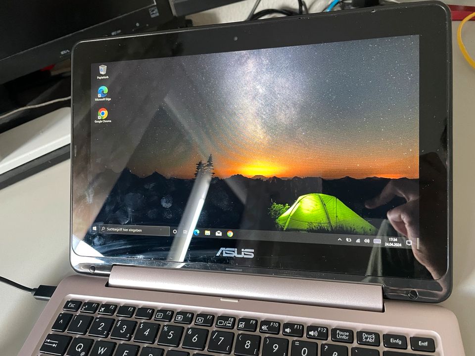 Asus TP200S Laptop Notebook Windows 10 2GB in Hamburg