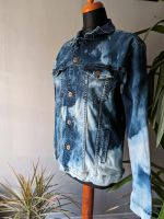 Batik Jeansjacke - Upcycling - Gr. M / L Baden-Württemberg - Öhringen Vorschau