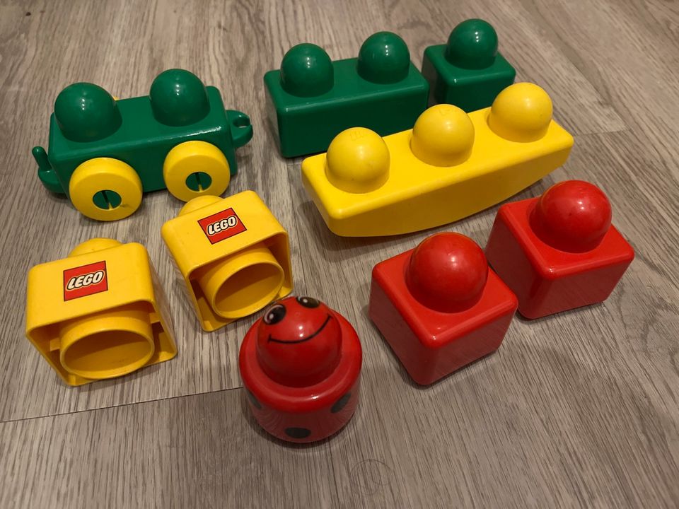 Lego Duplo - Erste Bausteine inkl 1 Auto und 1 Rassel in Langenhagen