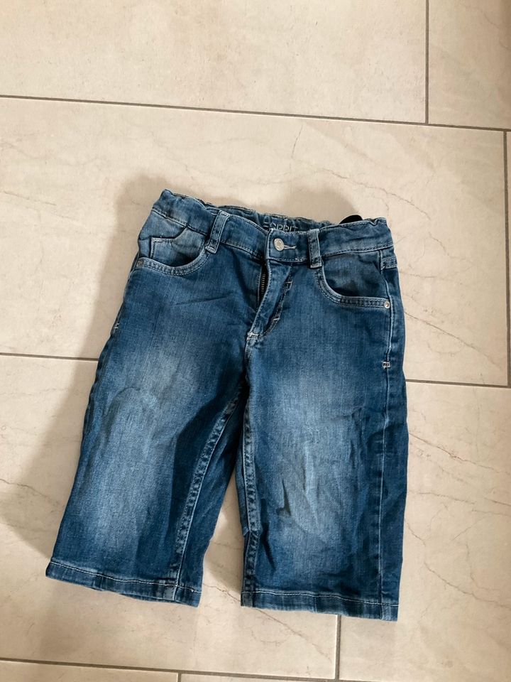 Fünf Jeans Shorts Größe 116 für Jungen (H&M und Esprit) in Dresden