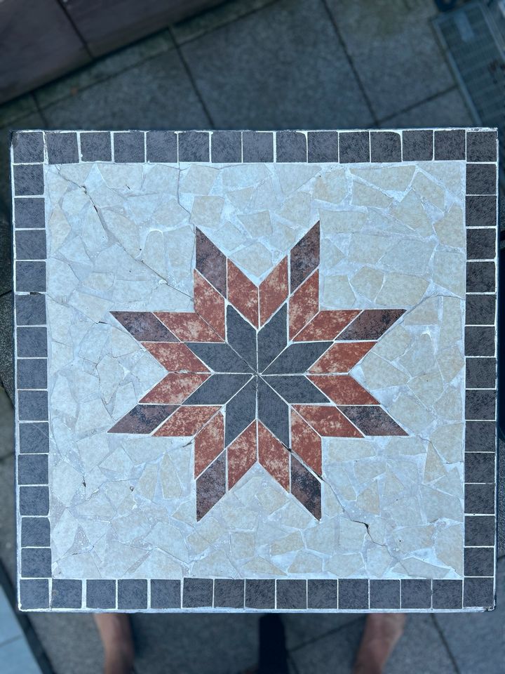 Tisch Mosaik Balkon - 72x64x64 (HxBxT) in Köln