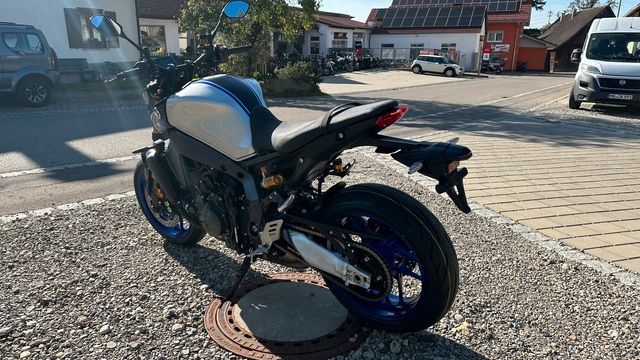 Yamaha MT-09 SP 2022 in Niederrieden