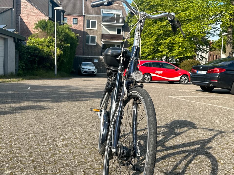 Koga Fahrrad 8 Gang top Zustand. in Mönchengladbach