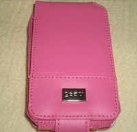 GEAR4 echt Leder Tasche für den IPOD Video / Classic NEU in PINK Berlin - Schöneberg Vorschau