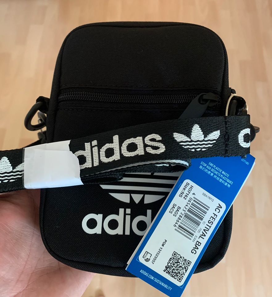 Adidas Festival Bag - Neu mit Etikett in Braunschweig