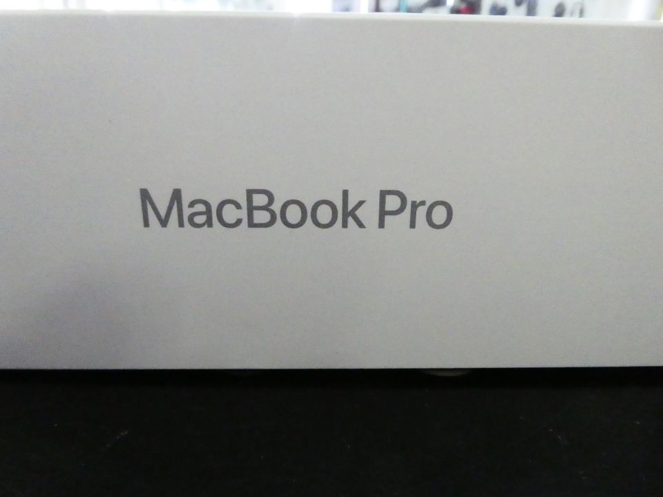 ⚡️Apple MacBook Pro 14" M3 8/512 GB Sp. Gray NEU ⚡1579€⚡️ in Berlin