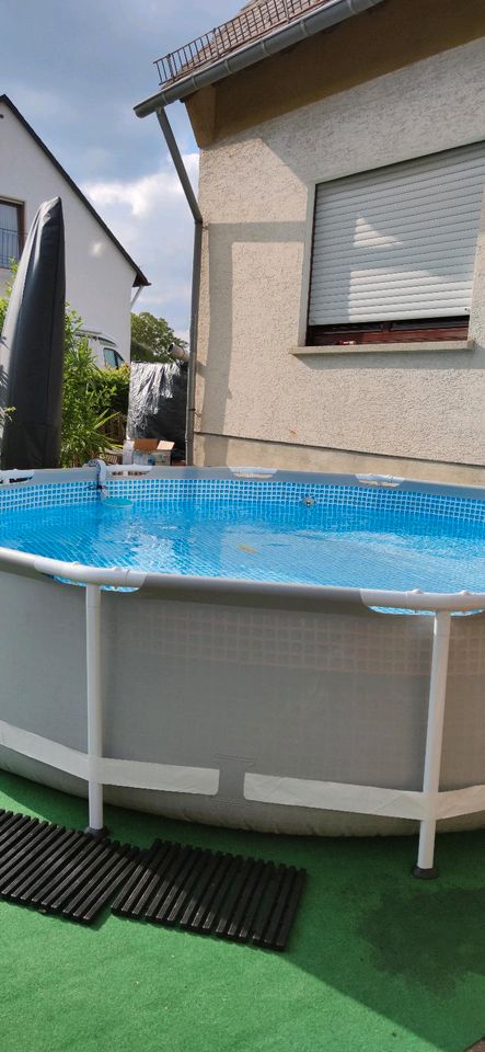 Biete Pool zum Verkauf in Urbar