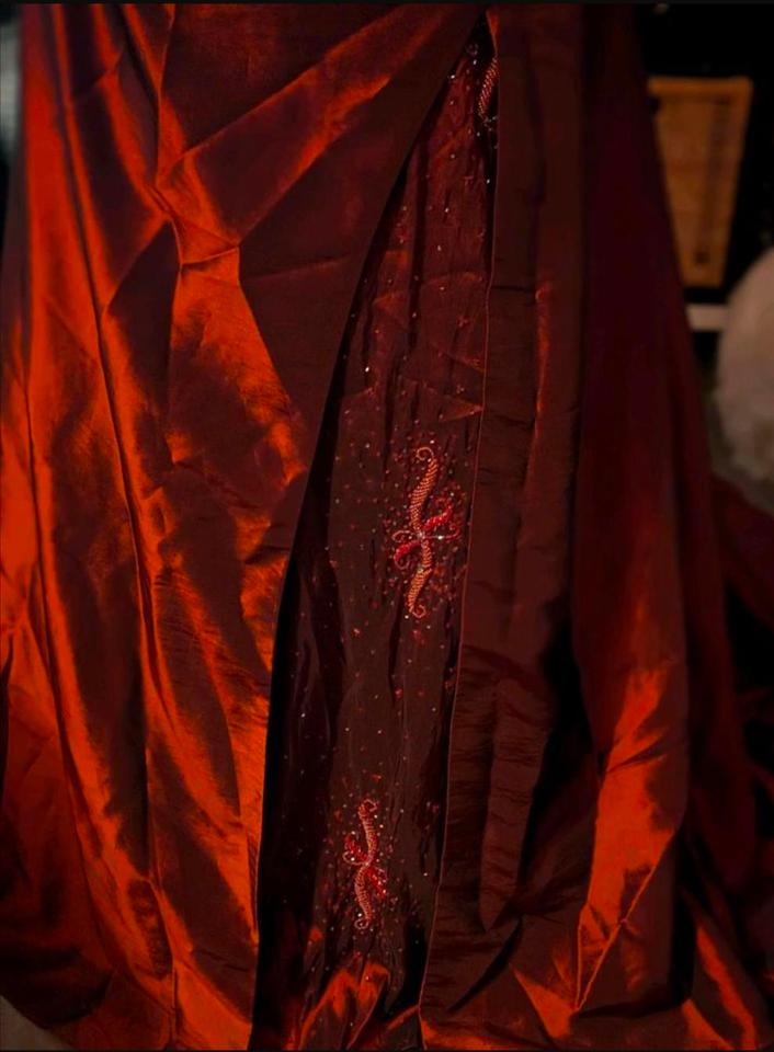 hochwertiges Tafft Abendkleid zu verkaufen einmal getragen in Datteln