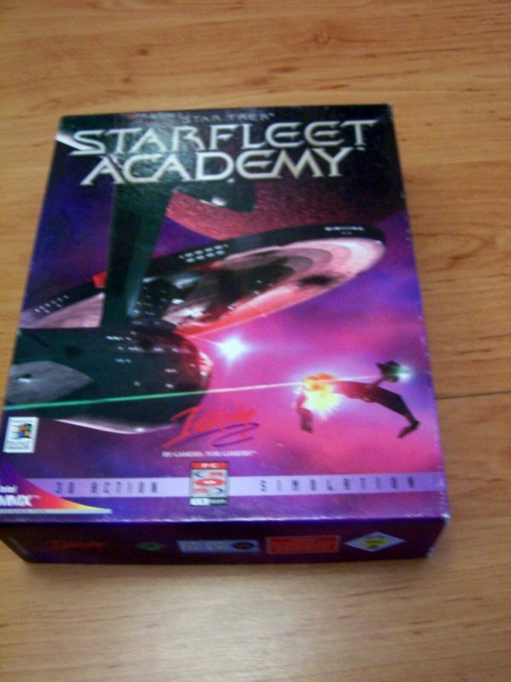 Rarität Star Trek Starfleet Academy BigBox + OVP + Anleitung 5 CD in Chemnitz