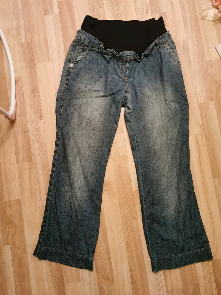 Kleidungsset Denim C&A Umstandsmode Jeans Umstandshosen in Hennigsdorf