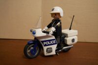 Polizei & Notarzt Motorrad-Set von Playmobil Hessen - Mainhausen Vorschau