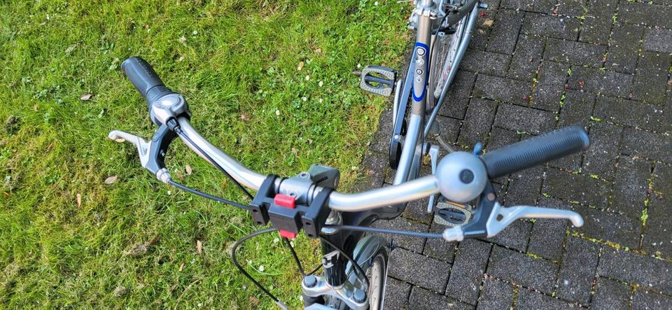 Herkules Fahrrad Alu Tiefeinsteiger 28" in Essen