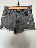 Zara Shorts Damen kurze Hose Nordrhein-Westfalen - Mönchengladbach Vorschau