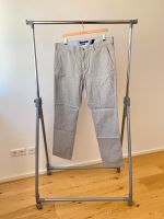 Tommy Hilfiger Herrenhose hellgrau Baden-Württemberg - St. Blasien Vorschau