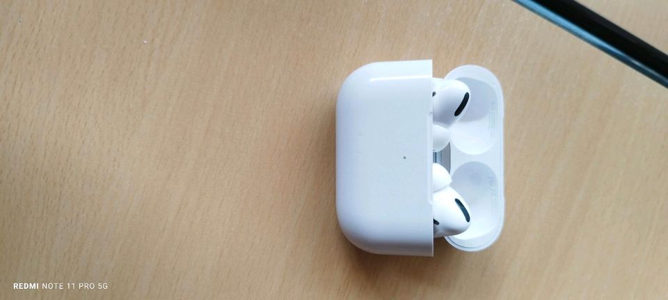 Air pods pro ladecase in Karlsruhe