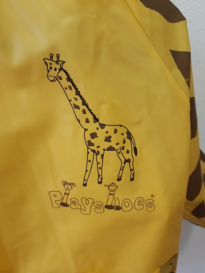 PLAYSHOES Regenjacke Giraffe Friesennerz Animalprint 98 104 110 in Nusse