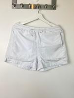 Weiße Sport-Shorts (PUMA / Gr. S) Niedersachsen - Burgdorf Vorschau