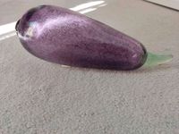 Original Kosta Boda Aubergine Frutteria Serie Deko Glasskulptur Nordrhein-Westfalen - Oelde Vorschau