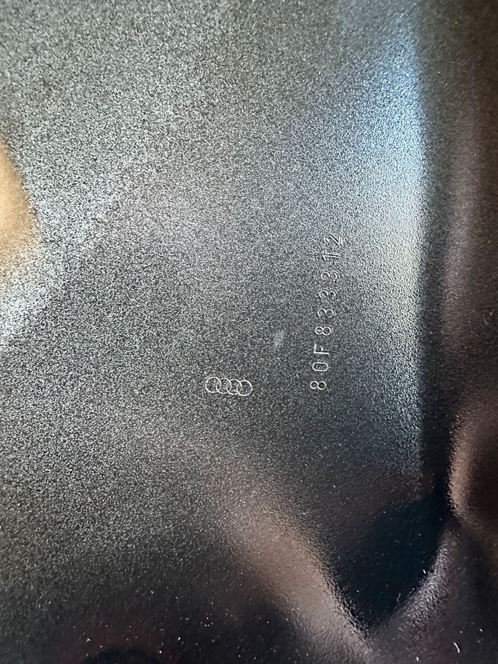 Audi Q5 80F Tür hinten rechts ab 2021 80F833312 schwarz Met. in Oschersleben (Bode)