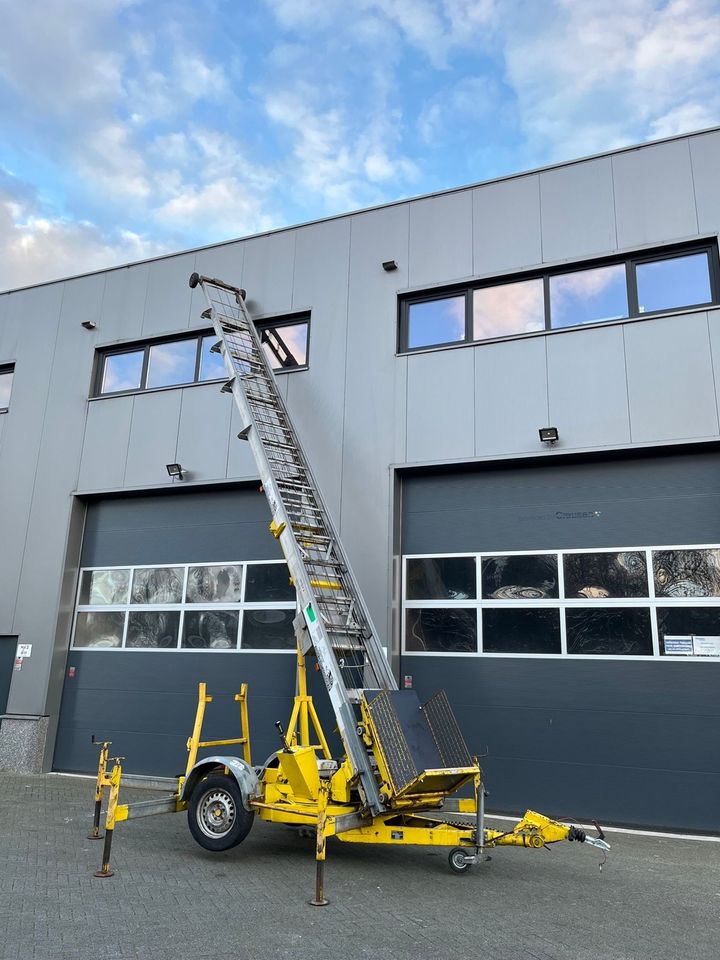 Teupen VH 21 Aufzuglift | Honda Benzinmotor | 21m! | Aufzug in Kevelaer