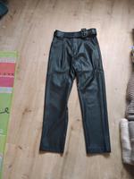 schwarze Kunstlederhose neu und ungetragen Nordrhein-Westfalen - Borken Vorschau