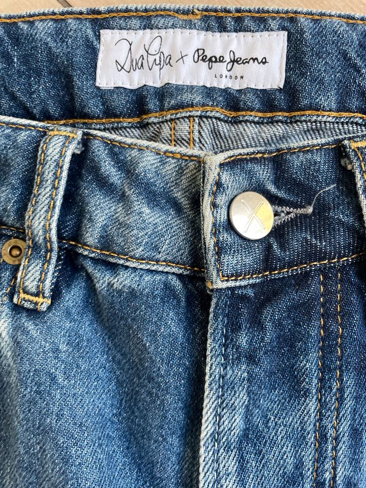 Pepe Jeans Gr. 40 in Dinslaken