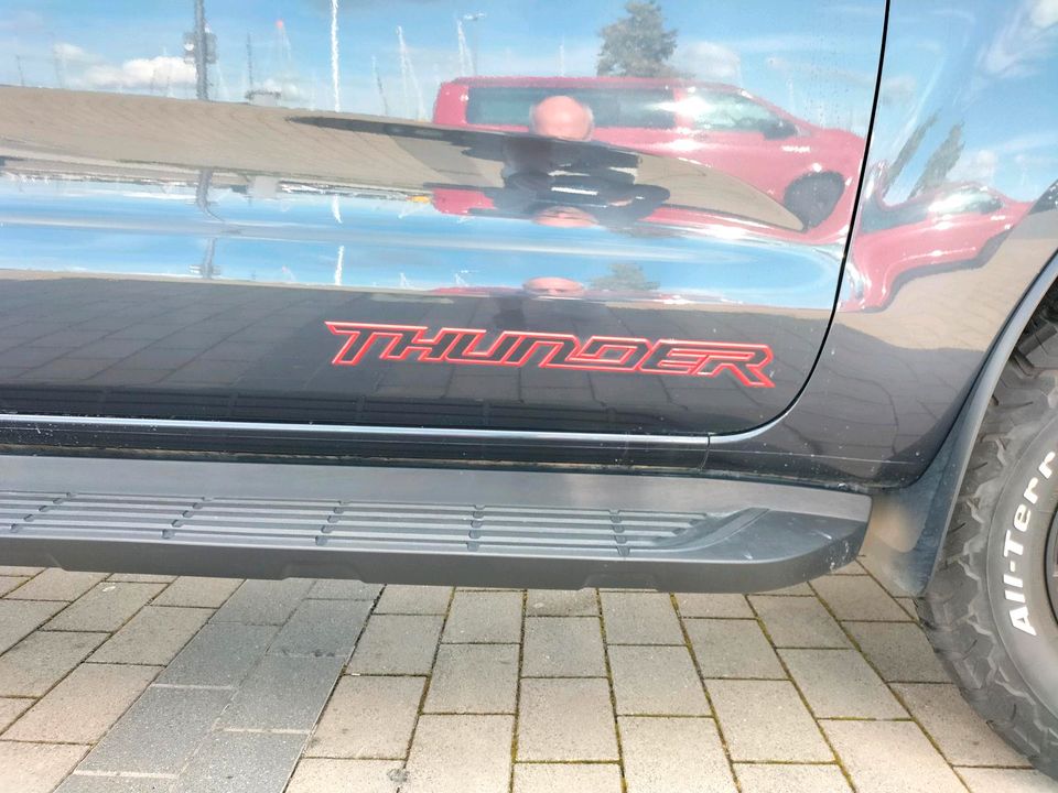 Ford Ranger Thunder Sondermodell in Osdorf