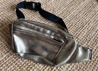 Bauchtasche Hipbag Crossbodybag metallic Rave Festival Silvester Bonn - Bad Godesberg Vorschau