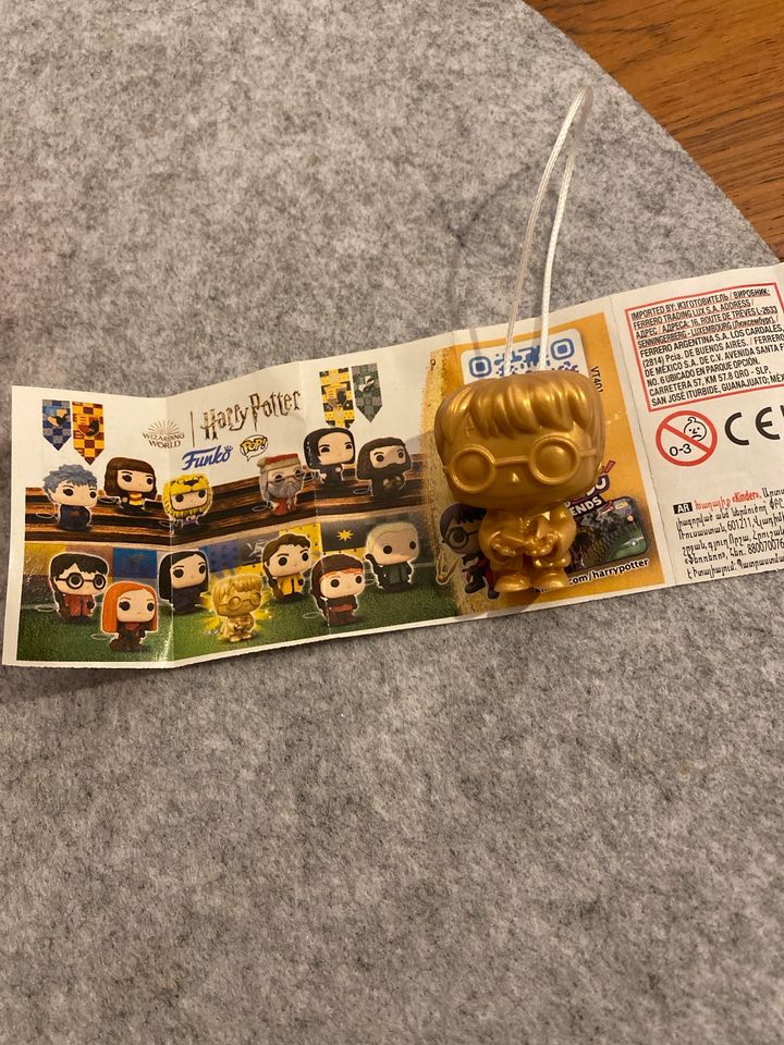 Harry Potter Funko Kinder Joy 2024 goldene Figur in Bad Nauheim